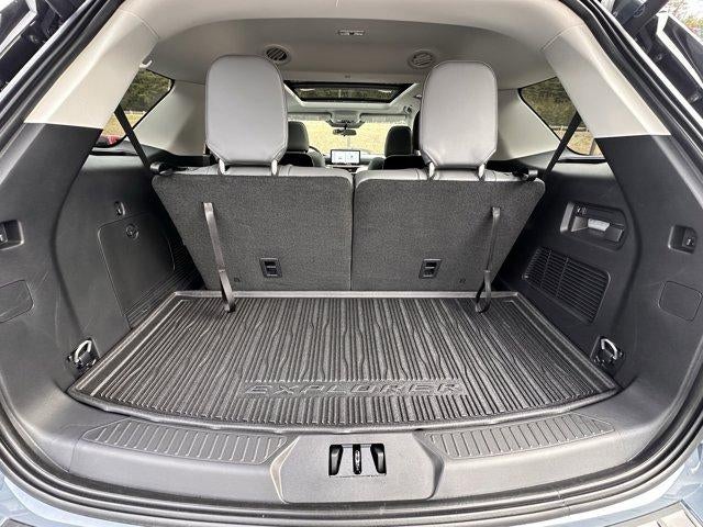 2025 Ford Explorer Active 4WD