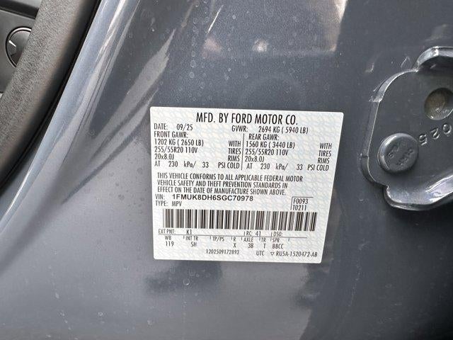 2025 Ford Explorer Active 4WD