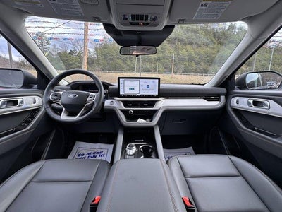 2025 Ford Explorer Active 4WD