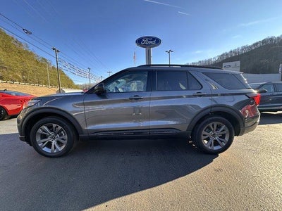 2026 Ford Explorer Active w/200A Pkg 4WD