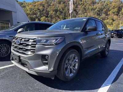 2026 Ford Explorer Active w/200A Pkg 4WD