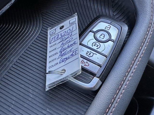 2026 Ford Explorer Active w/200A Pkg 4WD