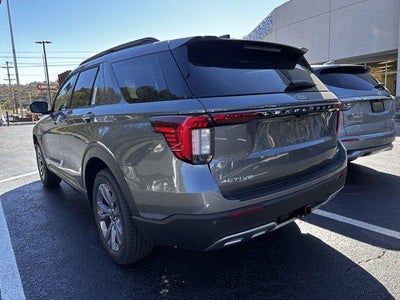 2026 Ford Explorer Active w/200A Pkg 4WD