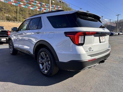 2026 Ford Explorer Active w/200A Pkg 4WD