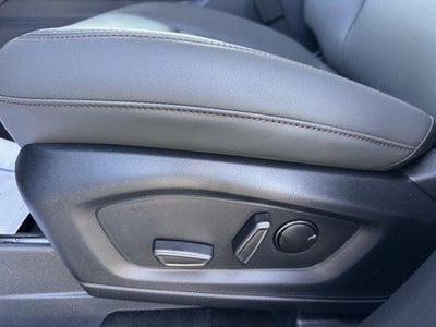 2026 Ford Explorer Active w/200A Pkg 4WD