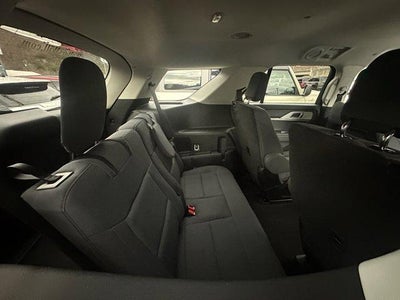 2026 Ford Explorer Active w/100A Pkg 4WD