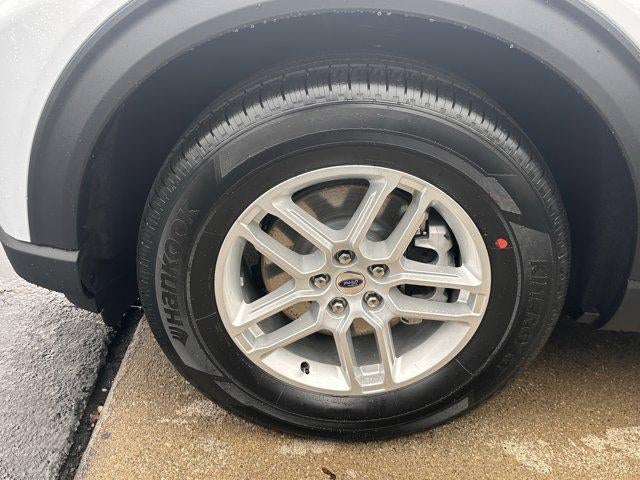 2026 Ford Explorer Active w/100A Pkg 4WD