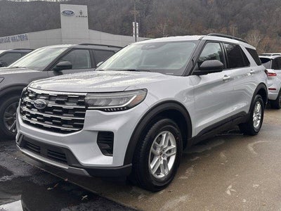 2026 Ford Explorer Active w/100A Pkg 4WD