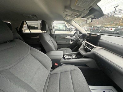 2026 Ford Explorer Active w/100A Pkg 4WD