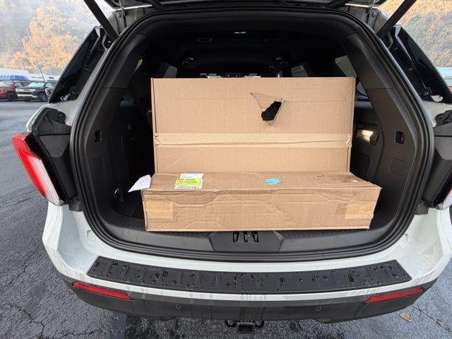 2027 Ford Explorer Active w/200A Pkg 4WD