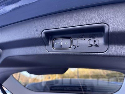 2026 Ford Explorer Active w/200A Pkg 4WD