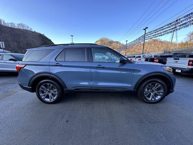 2026 Ford Explorer Active w/200A Pkg 4WD