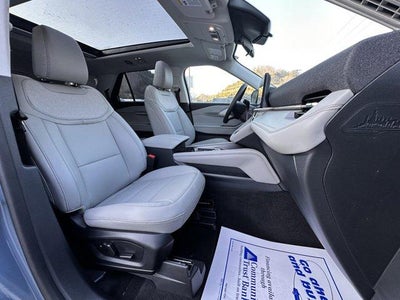 2026 Ford Explorer Active w/200A Pkg 4WD