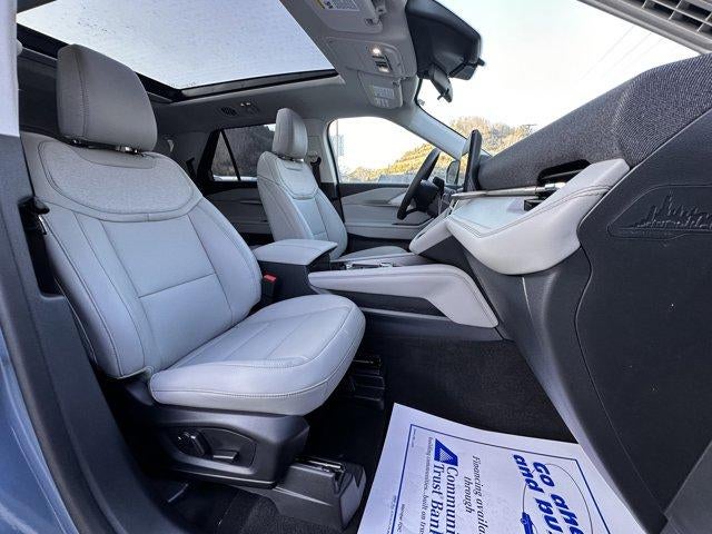 2026 Ford Explorer Active w/200A Pkg 4WD