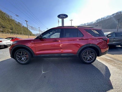 2026 Ford Explorer ST-Line 4WD