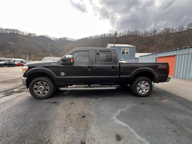 2015 Ford Super Duty F-250 SRW 4WD Crew Cab 6-3/4 Ft Box Lariat