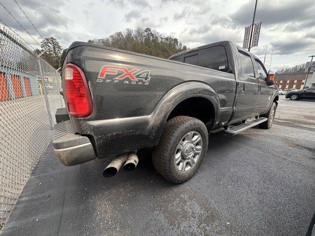 2015 Ford Super Duty F-250 SRW 4WD Crew Cab 6-3/4 Ft Box Lariat