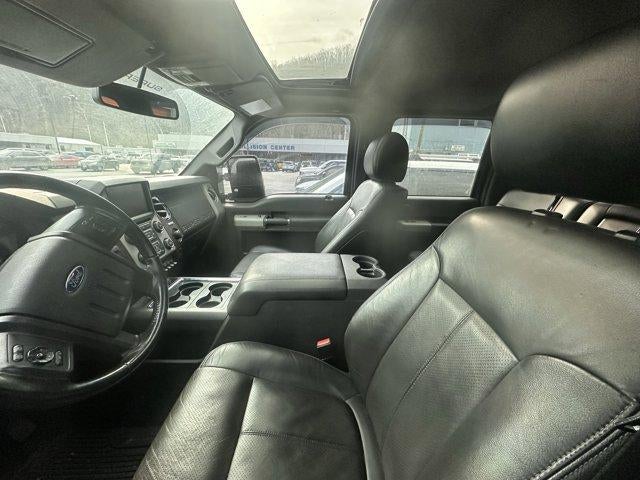 2015 Ford Super Duty F-250 SRW 4WD Crew Cab 6-3/4 Ft Box Lariat