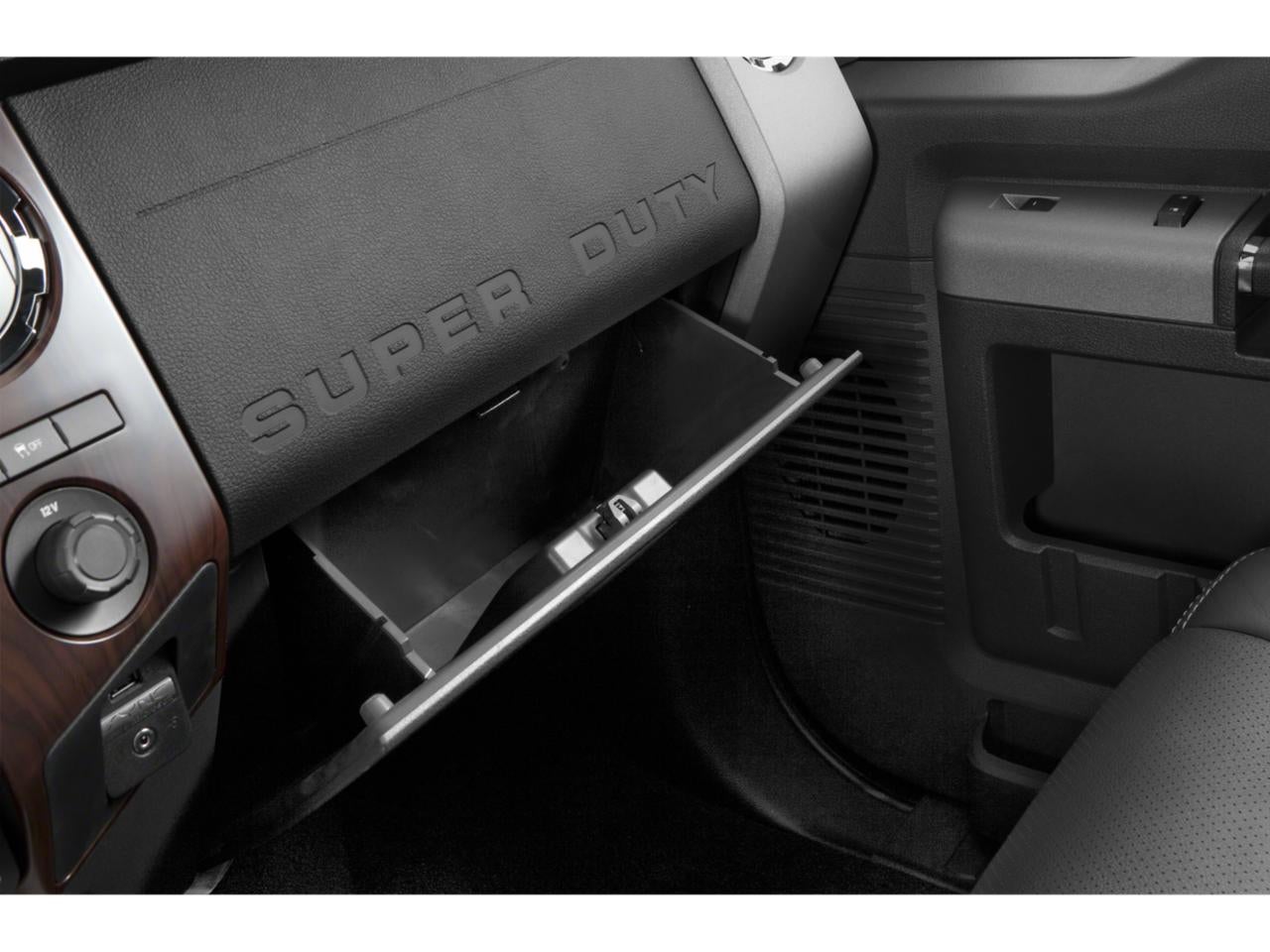 2015 Ford Super Duty F-250 SRW 4WD Crew Cab 6-3/4 Ft Box Lariat