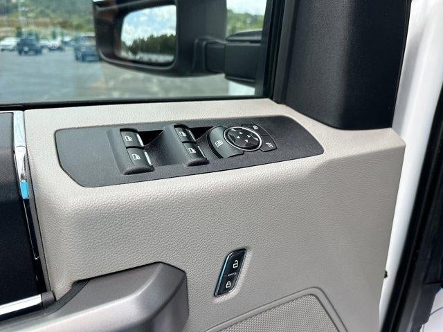 2020 Ford Super Duty F-250 SRW XLT 4WD Crew Cab 6.75' Box