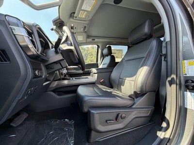2027 Ford Super Duty F-250 SRW LARIAT 4WD Crew Cab 6.75' Box