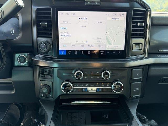 2027 Ford Super Duty F-250 SRW LARIAT 4WD Crew Cab 6.75' Box