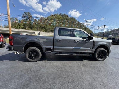 2027 Ford Super Duty F-250 SRW LARIAT 4WD Crew Cab 6.75' Box