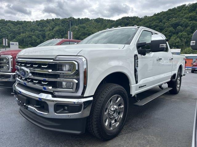 2026 Ford Super Duty F-250 SRW LARIAT 4WD Crew Cab 6.75' Box