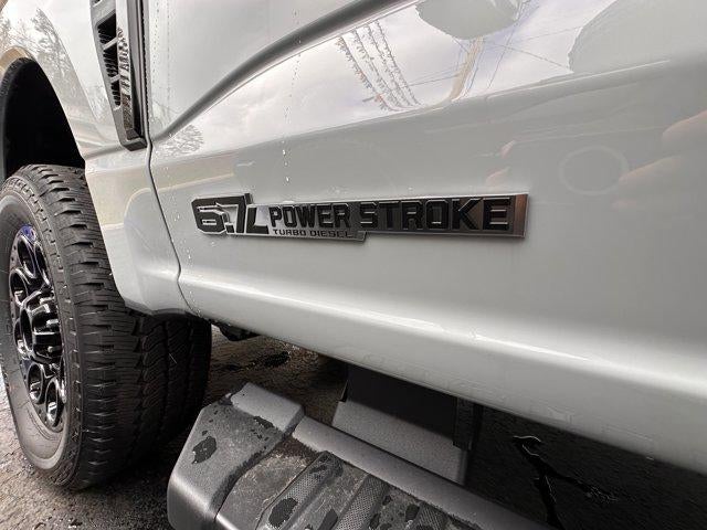 2025 Ford Super Duty F-250 SRW XL 4WD Crew Cab 6.75' Box