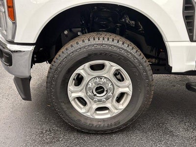 2026 Ford Super Duty F-350 SRW XLT 4WD Crew Cab 6.75' Box