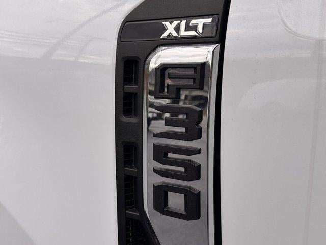 2026 Ford Super Duty F-350 SRW XLT 4WD Crew Cab 6.75' Box