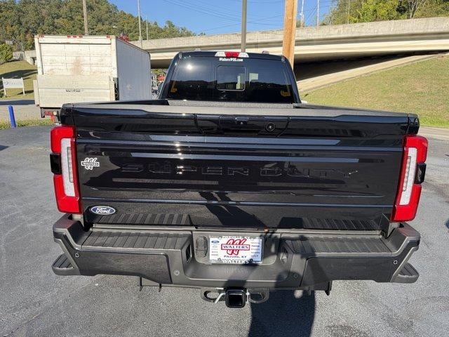 2027 Ford Super Duty F-450 DRW Platinum 4WD Crew Cab 8' Box
