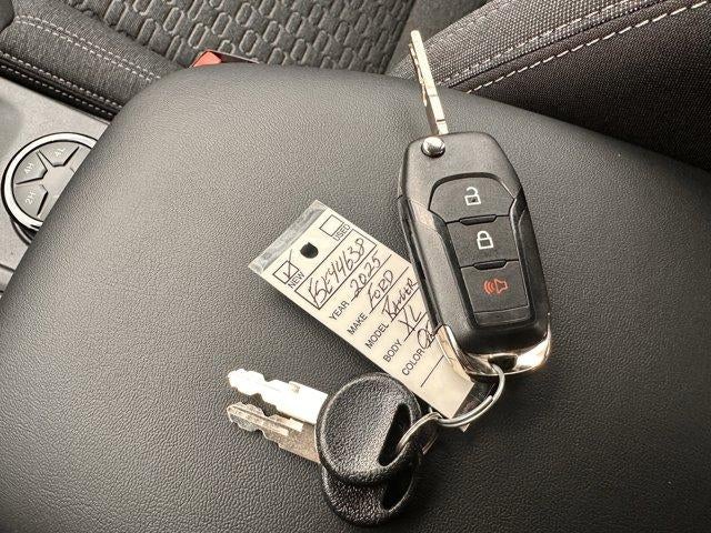 2025 Ford Ranger XL 4WD SuperCrew 5' Box