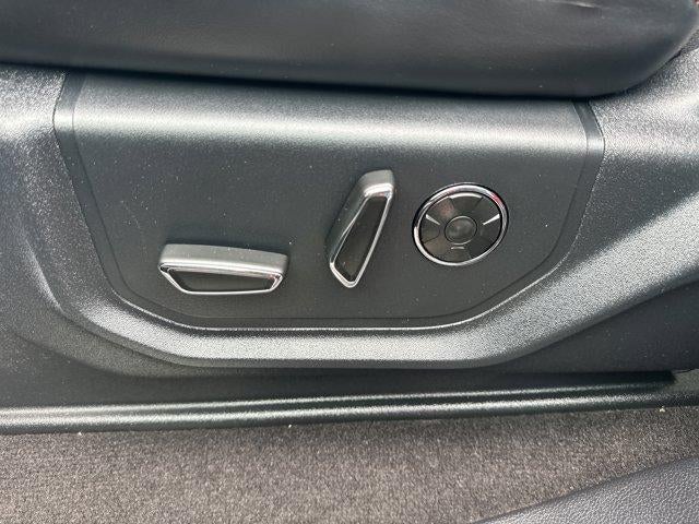2020 Ford F-150 Platinum 4WD SuperCrew 5.5' Box