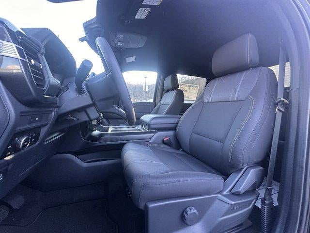 2025 Ford F-150 STX 4WD SuperCrew 5.5' Box