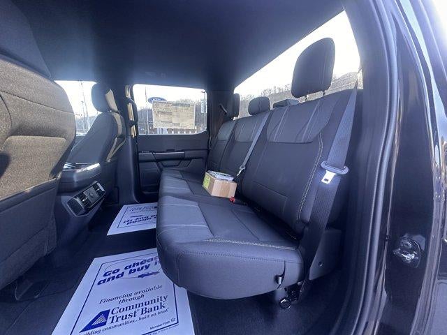 2025 Ford F-150 STX 4WD SuperCrew 5.5' Box