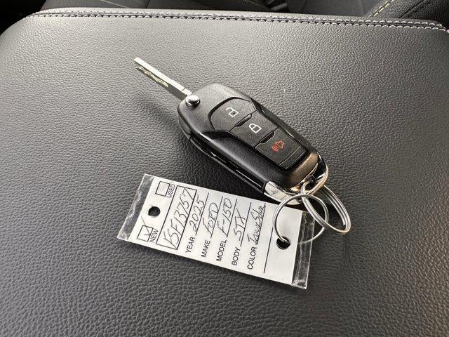 2025 Ford F-150 STX 4WD SuperCrew 5.5' Box