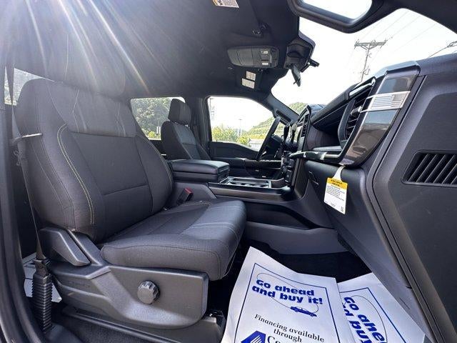 2025 Ford F-150 STX 4WD SuperCrew 5.5' Box