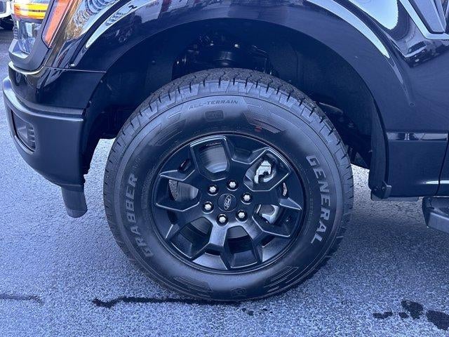 2025 Ford F-150 STX 4WD SuperCrew 5.5' Box