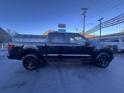 2025 Ford F-150 STX 4WD SuperCrew 5.5' Box