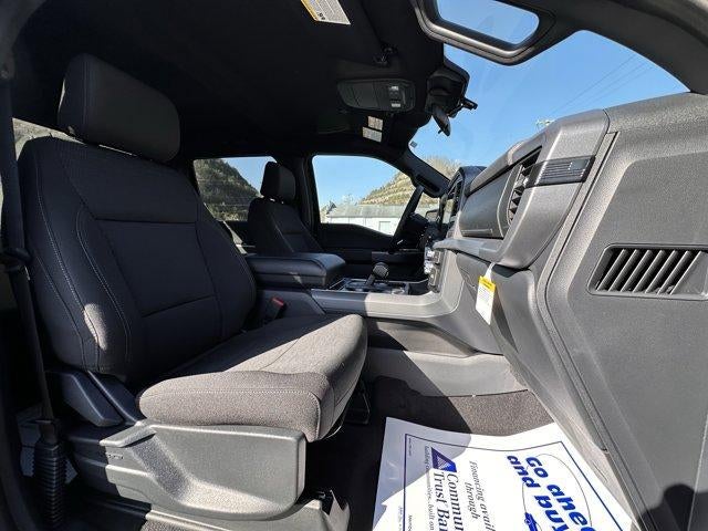 2025 Ford F-150 XLT 4WD SuperCrew 5.5' Box