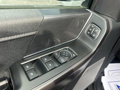 2026 Ford F-150 LARIAT 4WD SuperCrew 5.5' Box