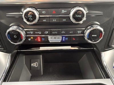 2025 Ford F-150 LARIAT 4WD SuperCrew 5.5' Box