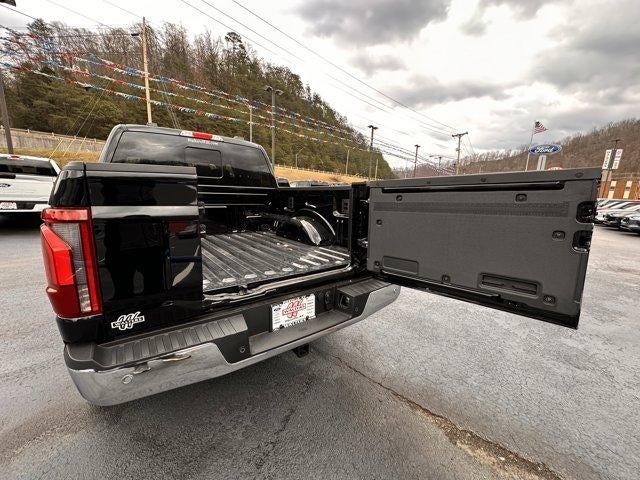 2025 Ford F-150 LARIAT 4WD SuperCrew 5.5' Box