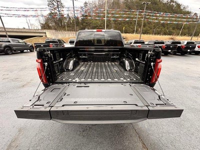 2025 Ford F-150 LARIAT 4WD SuperCrew 5.5' Box
