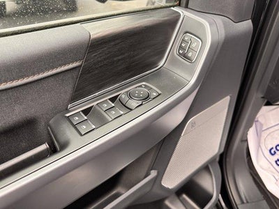 2025 Ford F-150 LARIAT 4WD SuperCrew 5.5' Box