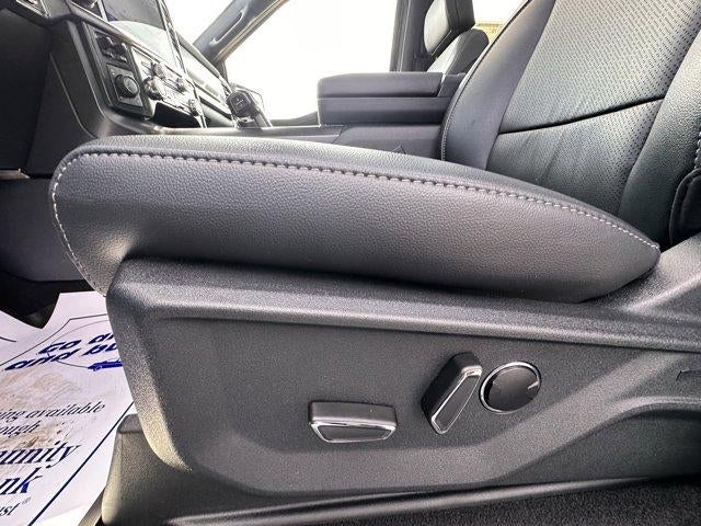 2025 Ford F-150 LARIAT 4WD SuperCrew 5.5' Box