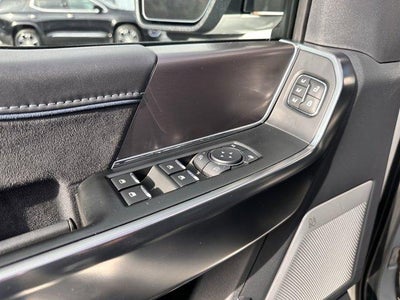 2025 Ford F-150 Platinum 4WD SuperCrew 5.5' Box