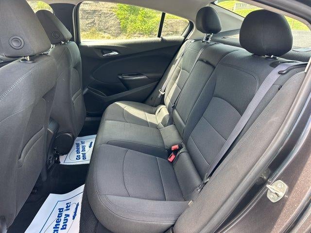 2017 Chevrolet Cruze Sedan LT (Automatic)