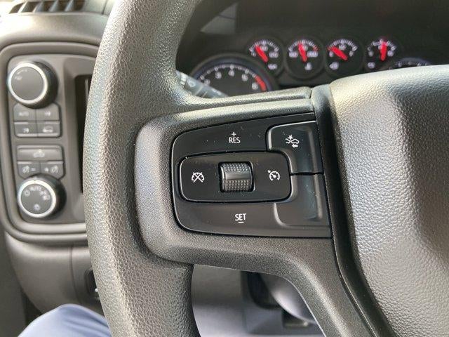 2023 Chevrolet Silverado 1500 Crew Cab Short Box 4-Wheel Drive Custom